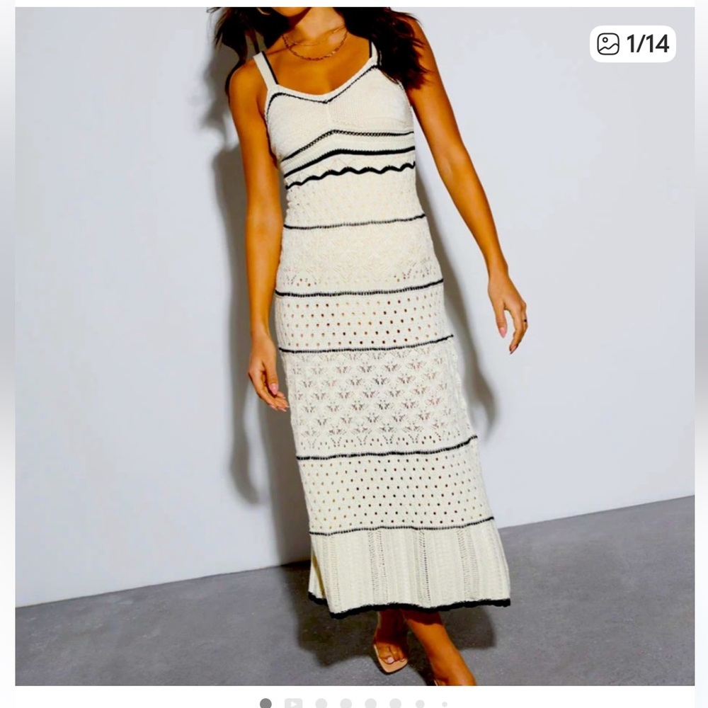 Olive & Oak Cream Maxi Skirt with Black Contrast